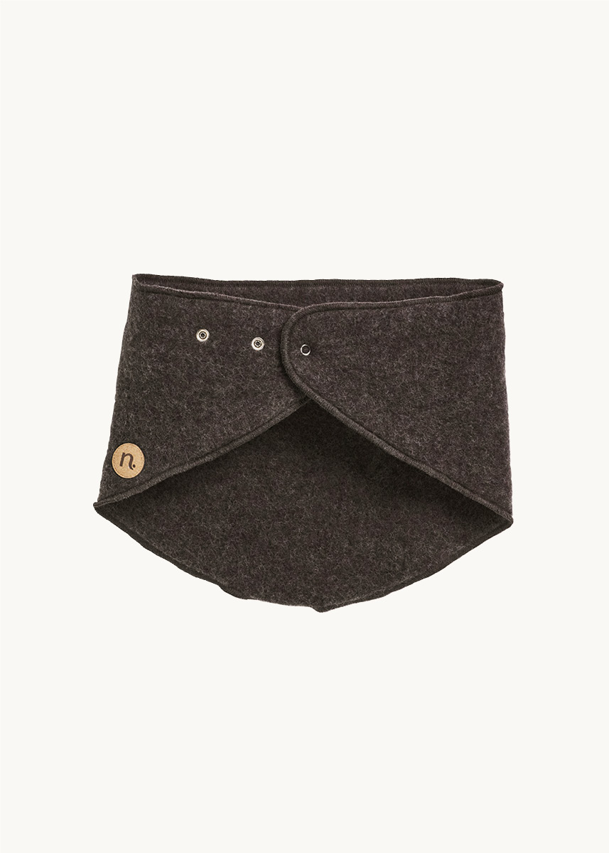 Ullfleecehals med knapper 