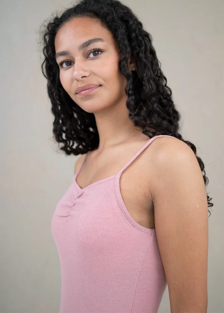 Singlet med stropper i ull med silke