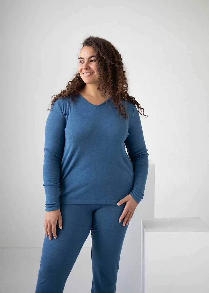 Løs genser med v-hals i ull med silke