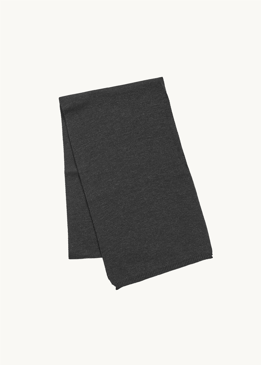 Ullskjerf finstrikket