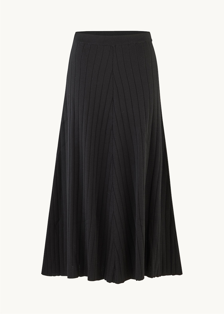 Utsvinget ullskjørt