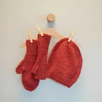 Vintervarm:tilbehør til henne - Strikk